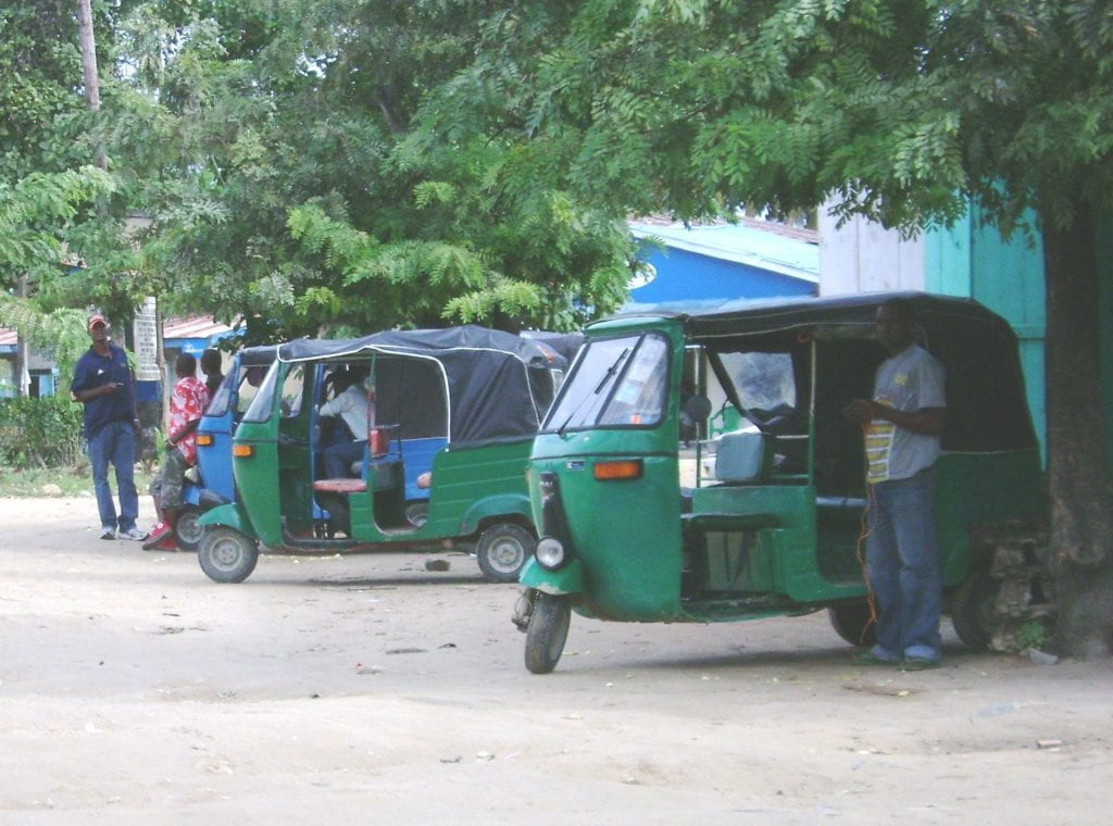 autorickshaws in Kilindoni 2010